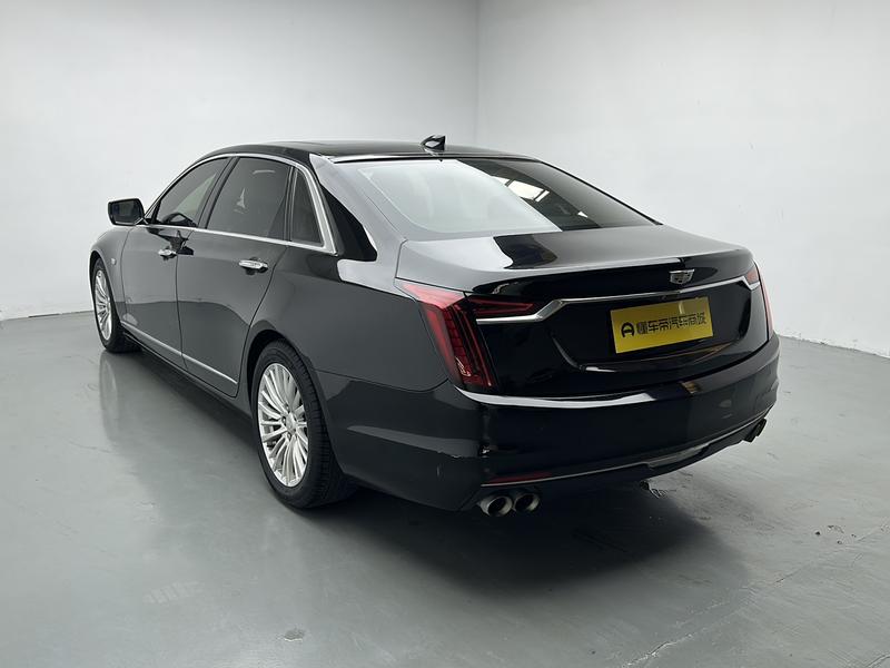 Cadillac CT6 - фото 4