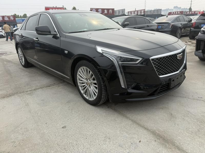 Cadillac CT6 - фото 2