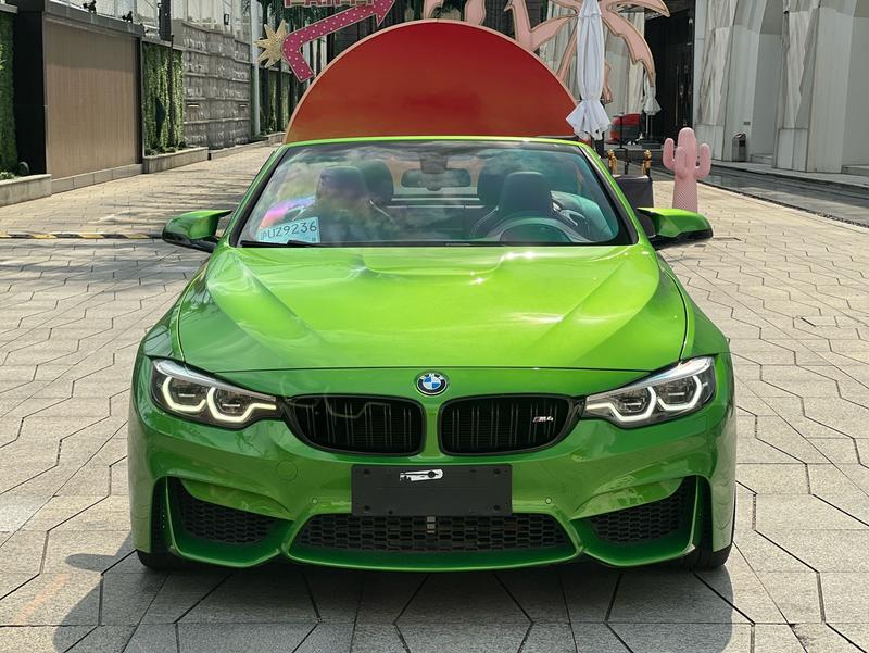 BMW M4 - фото 1