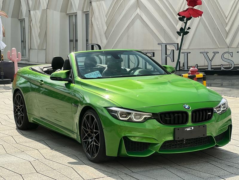 BMW M4 - фото 2