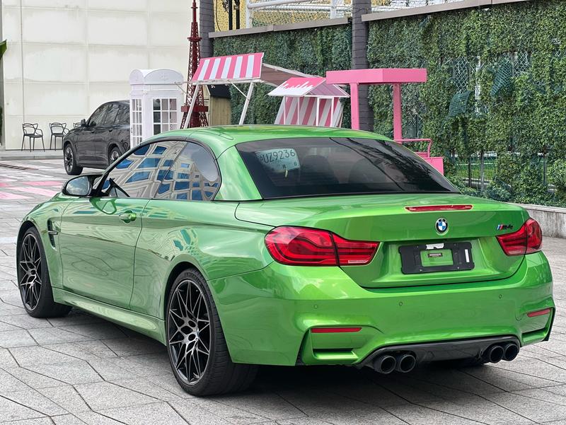 BMW M4 - фото 4