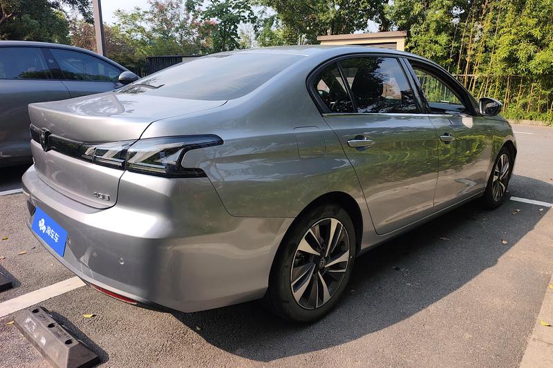 Peugeot 408 - фото 2
