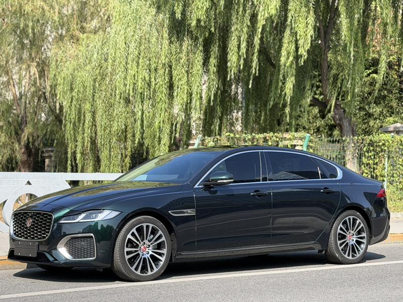 Jaguar XFL - фото 0