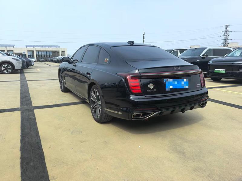 Hongqi H9 - фото 3
