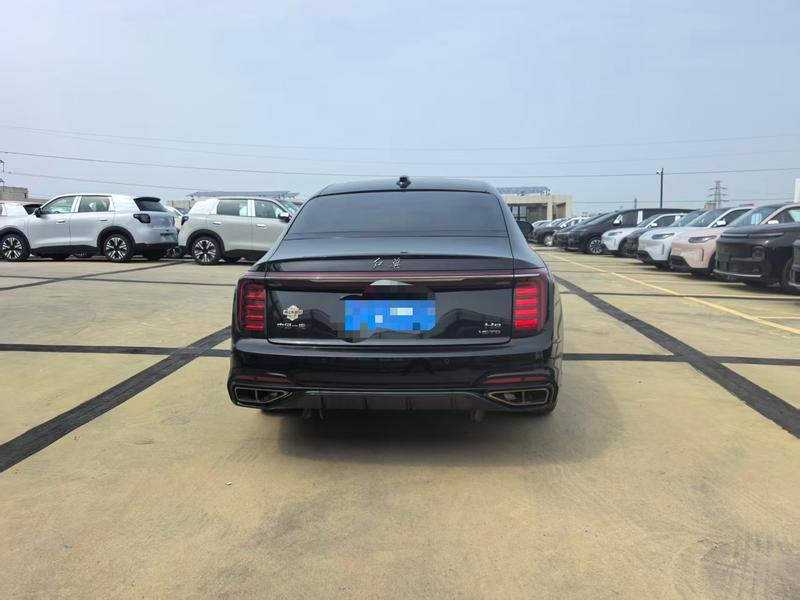 Hongqi H9 - фото 4