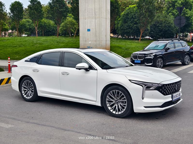 Besturn B70 - фото 2