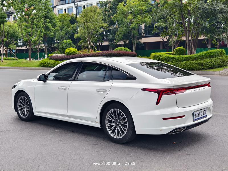 Besturn B70 - фото 3