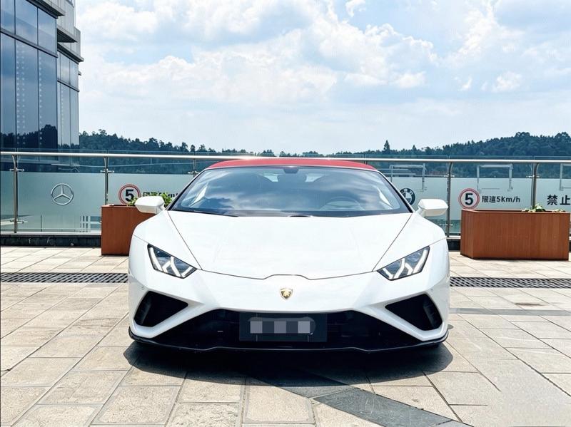 Lamborghini Huracán - фото 1