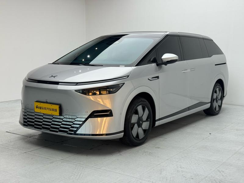 XPeng X9 - фото 0