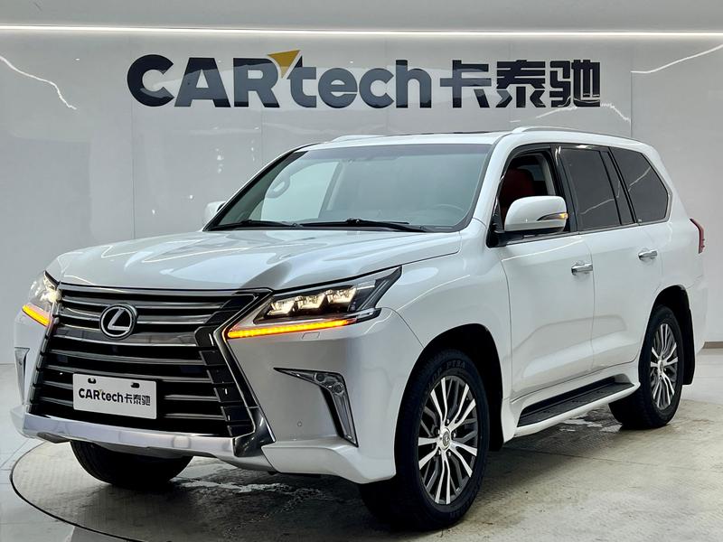 Lexus LX - фото 0