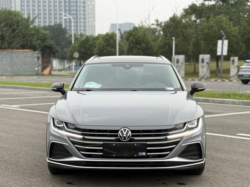 Volkswagen CC - фото 1