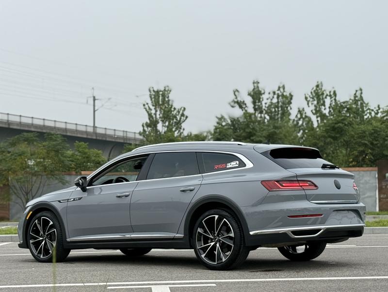 Volkswagen CC - фото 3