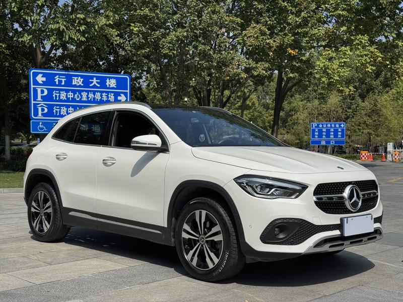 Mercedes-Benz GLA - фото 2