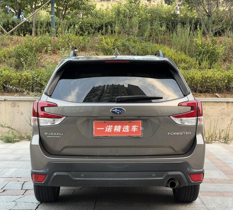 Subaru Forester - фото 2