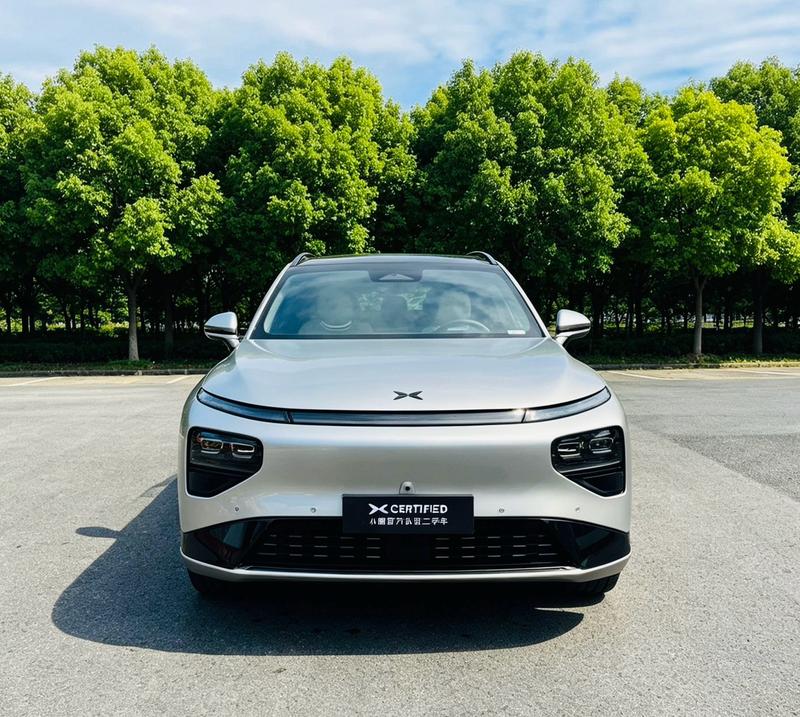 XPeng G9 - фото 1
