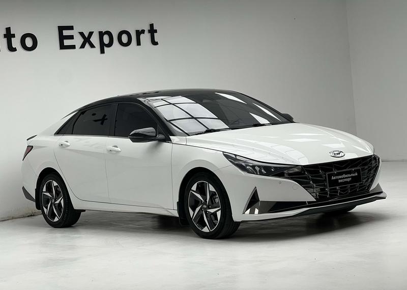Hyundai Elantra - фото 2