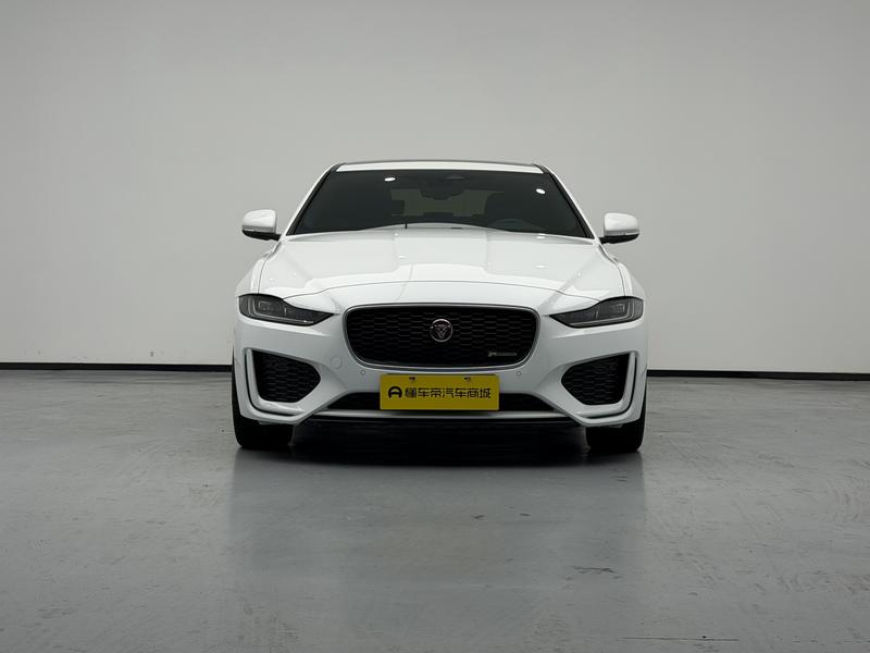 Jaguar XEL - фото 1