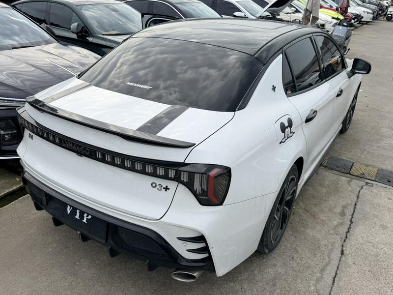 Lynk & Co 03 - фото 4