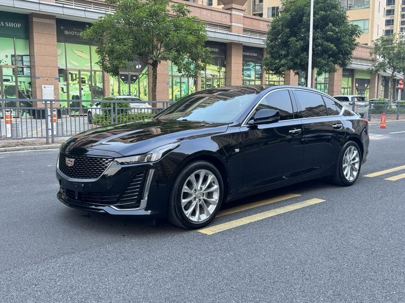 Cadillac CT5 - фото 0