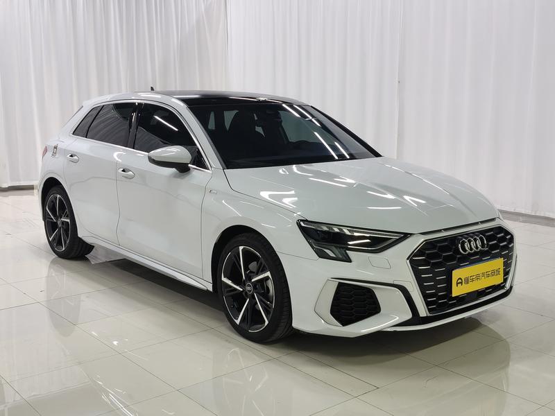 Audi A3 - фото 2