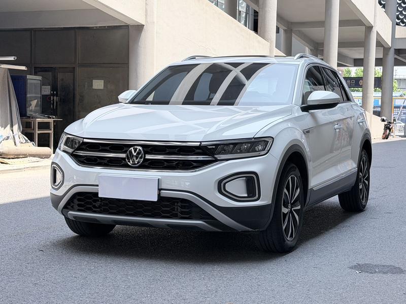 Volkswagen T-Roc - фото 0