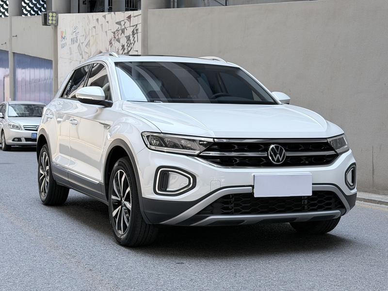 Volkswagen T-Roc - фото 2