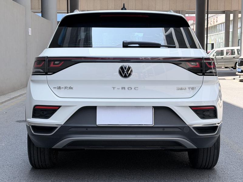 Volkswagen T-Roc - фото 4