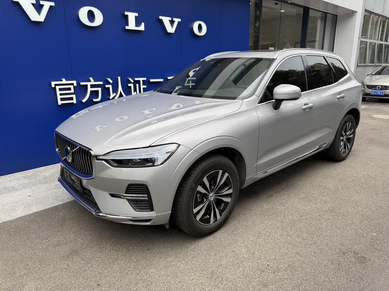 Volvo XC60 - фото 0