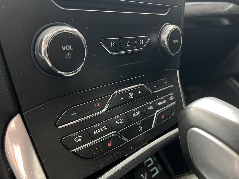 Ford Edge - фото 3