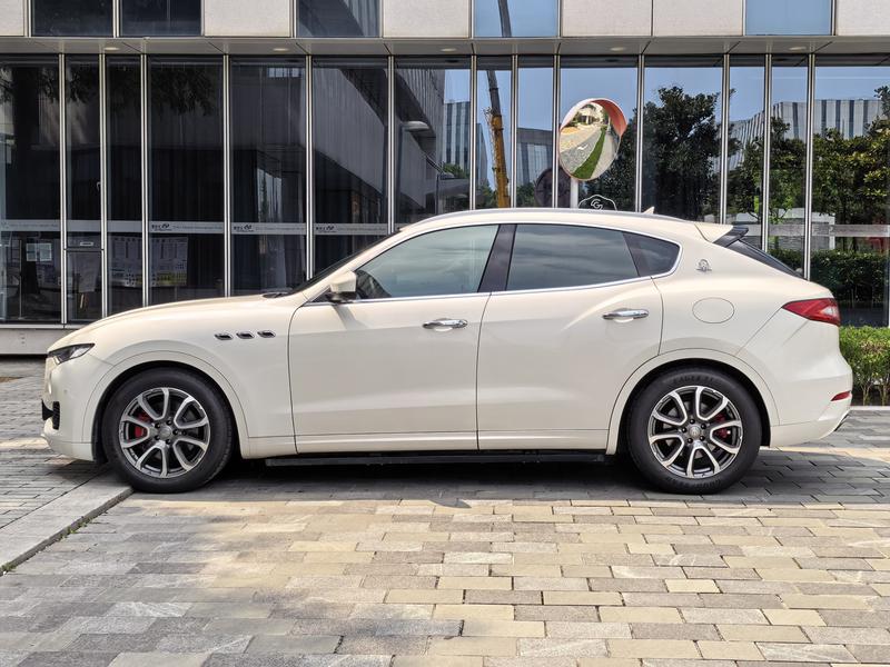 Maserati Levante - фото 3