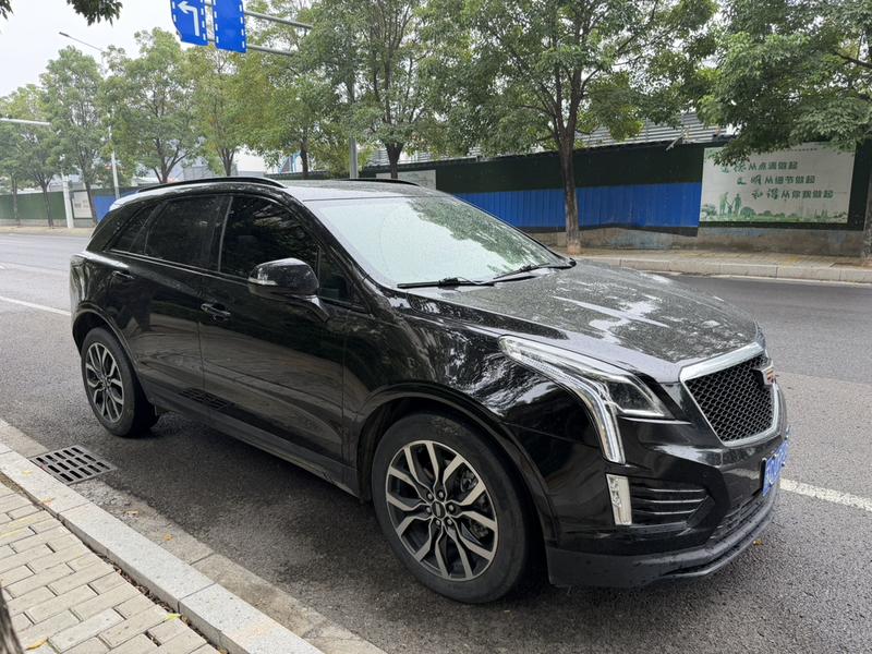 Cadillac XT5 - фото 2
