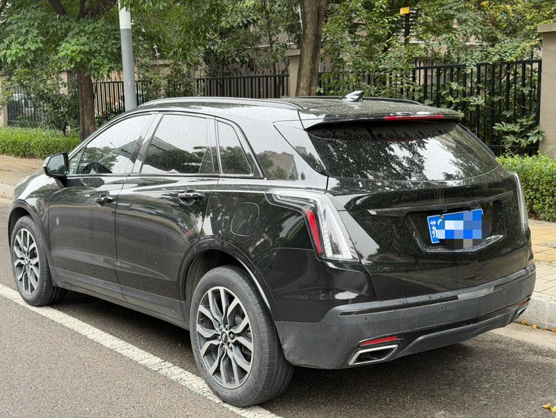 Cadillac XT5 - фото 3