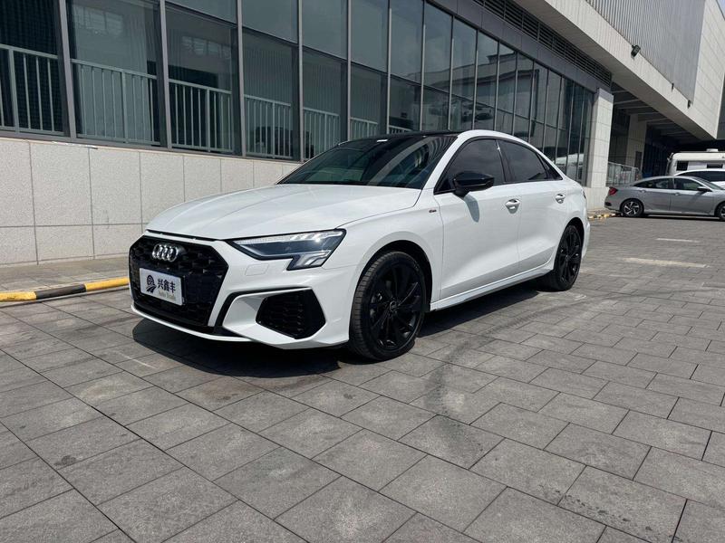 Audi A3 - фото 0