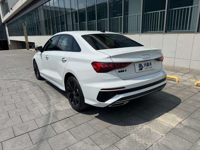 Audi A3 - фото 3