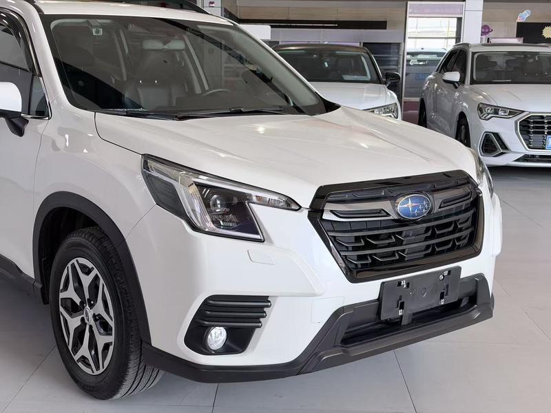 Subaru Forester - фото 2