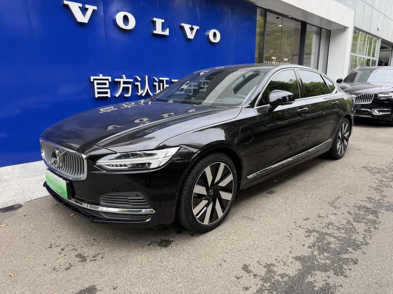 Volvo S90 PHEV - фото 0