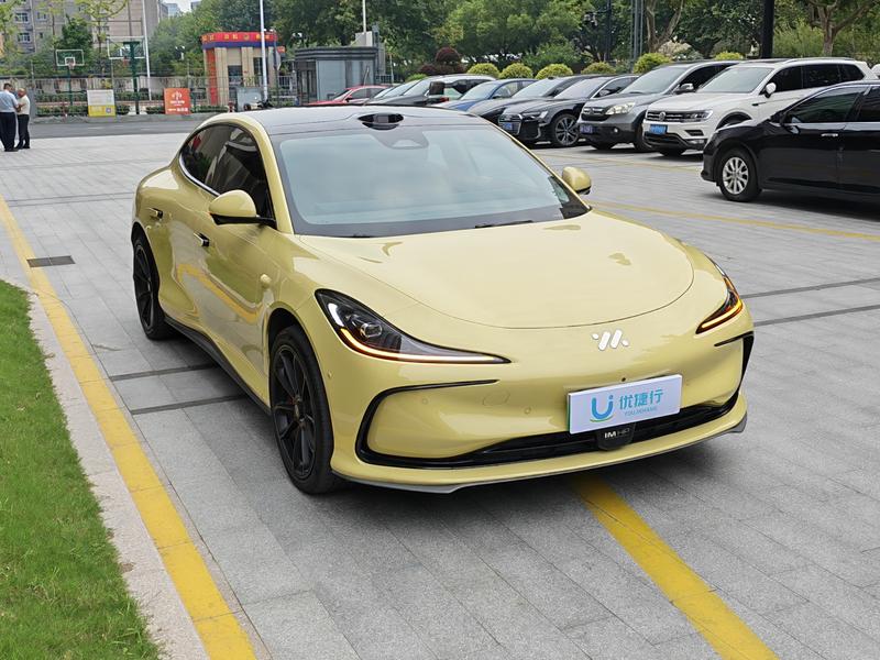 IM Motors L6 - фото 2