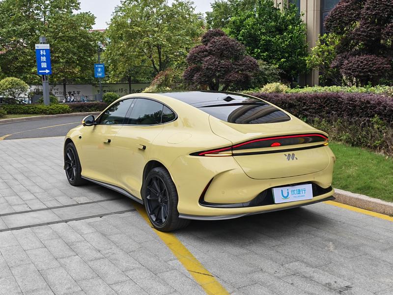 IM Motors L6 - фото 4