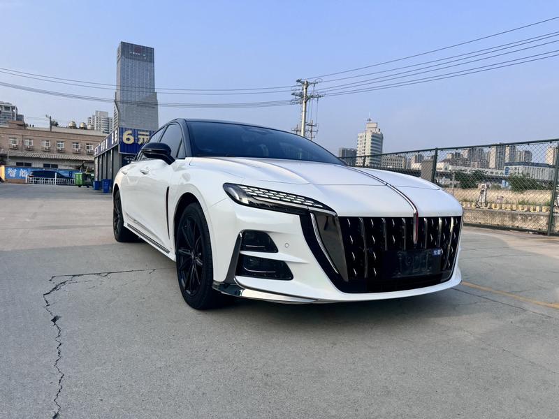 Hongqi H6 - фото 2
