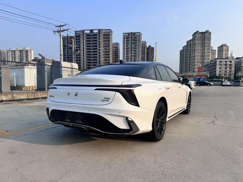 Hongqi H6 - фото 4