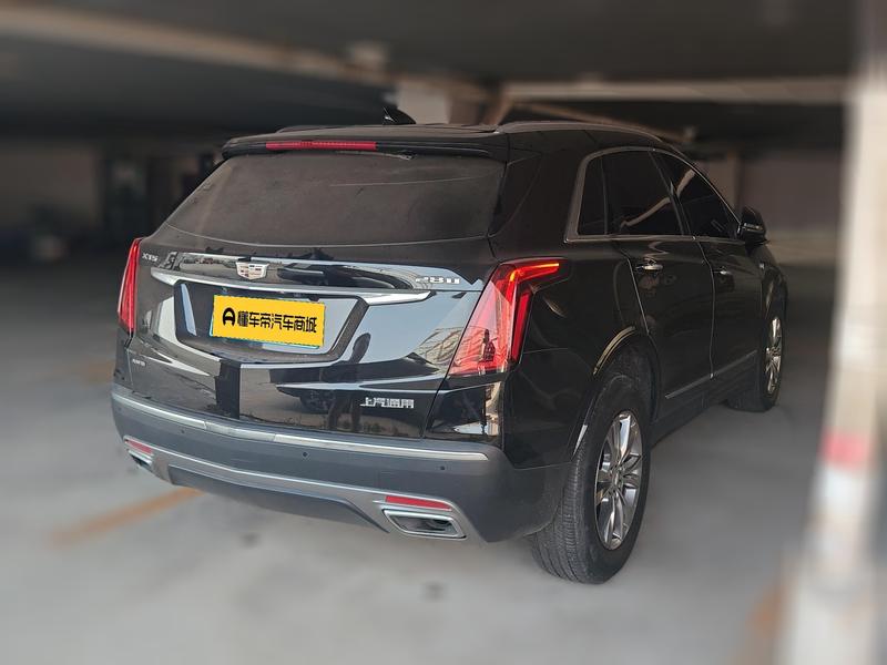 Cadillac XT5 - фото 1