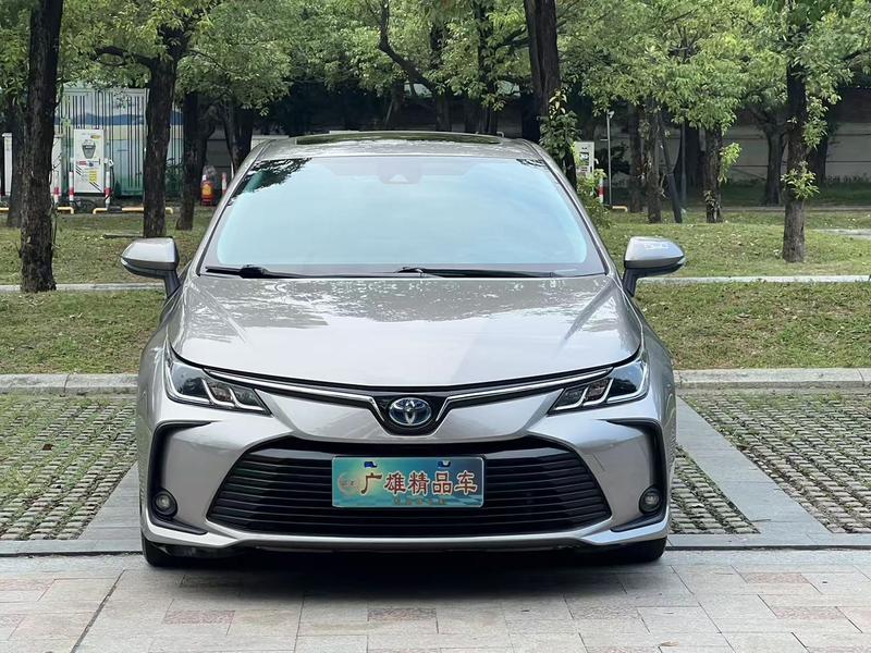 Toyota Corolla - фото 1