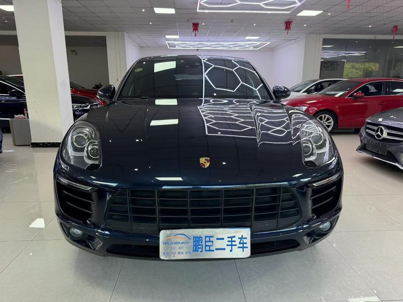 Porsche Macan - фото 1
