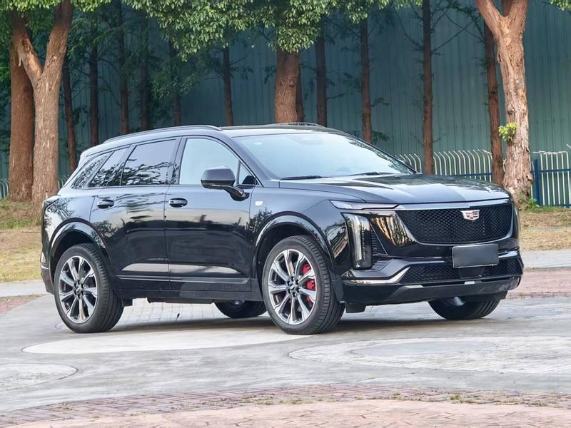 Cadillac XT5 - фото 2