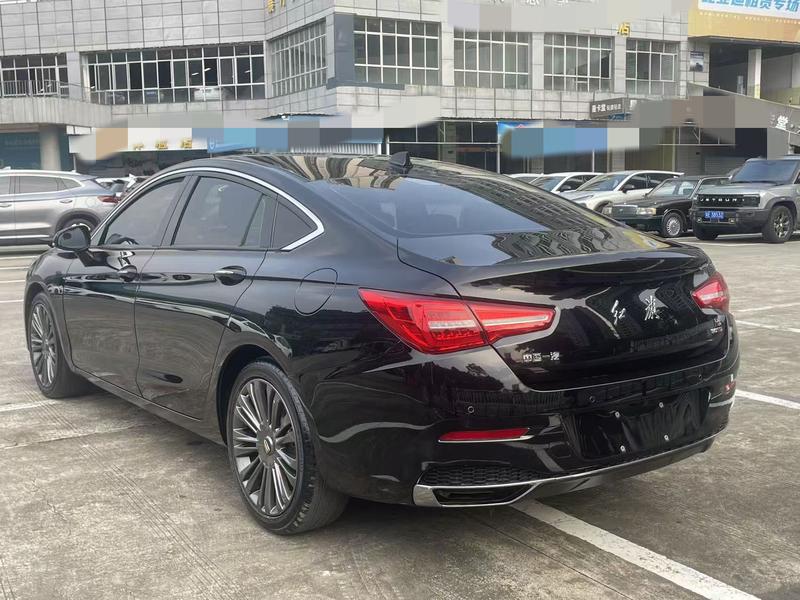 Hongqi H5 - фото 3