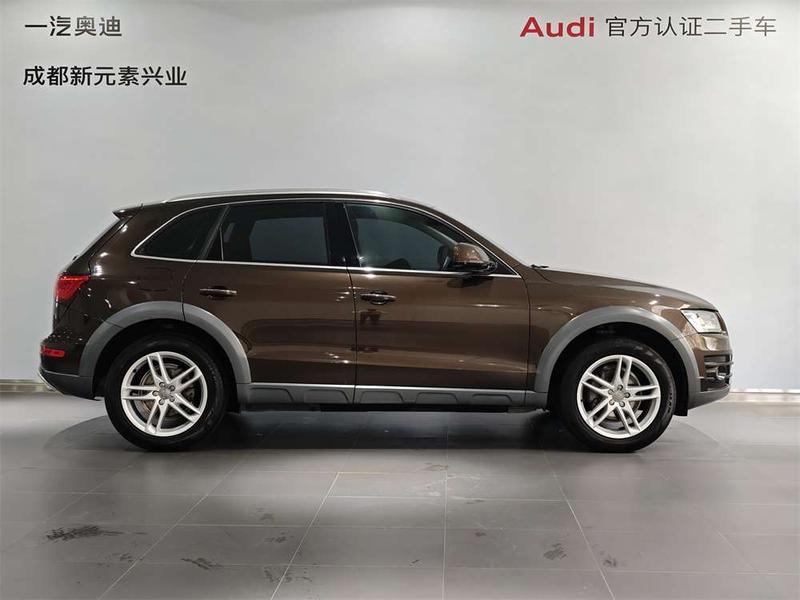 Audi Q5 - фото 4