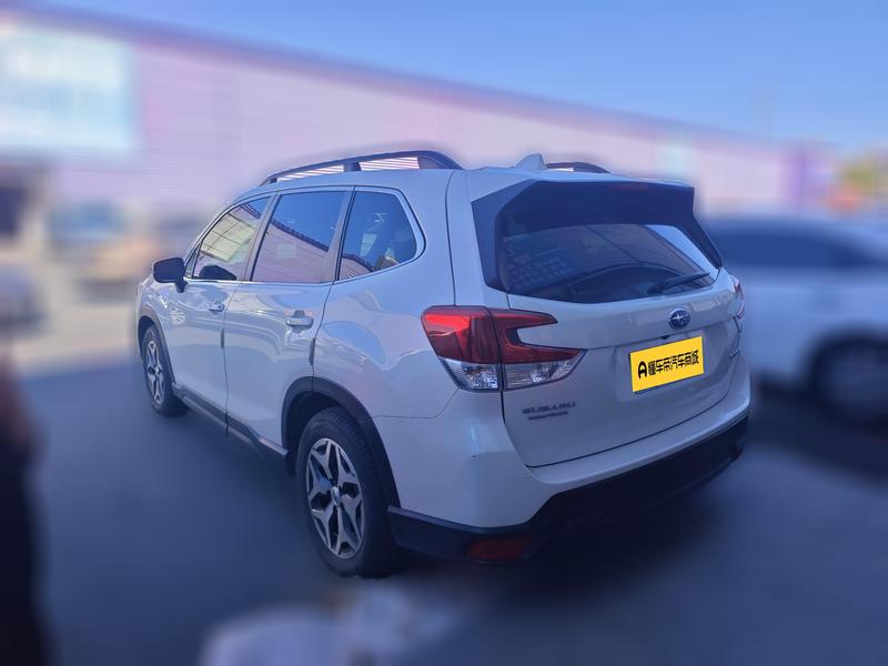 Subaru Forester - фото 3