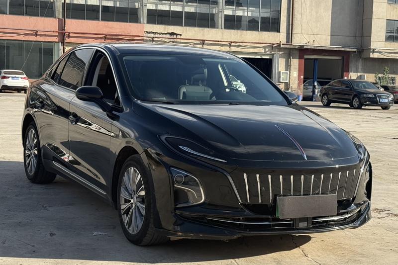 Hongqi E-QM5 - фото 2