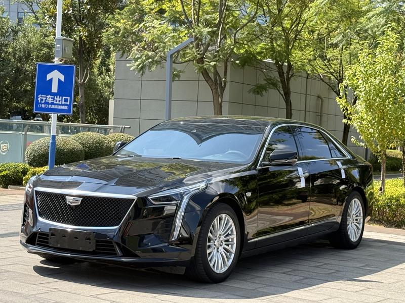 Cadillac CT6 - фото 0