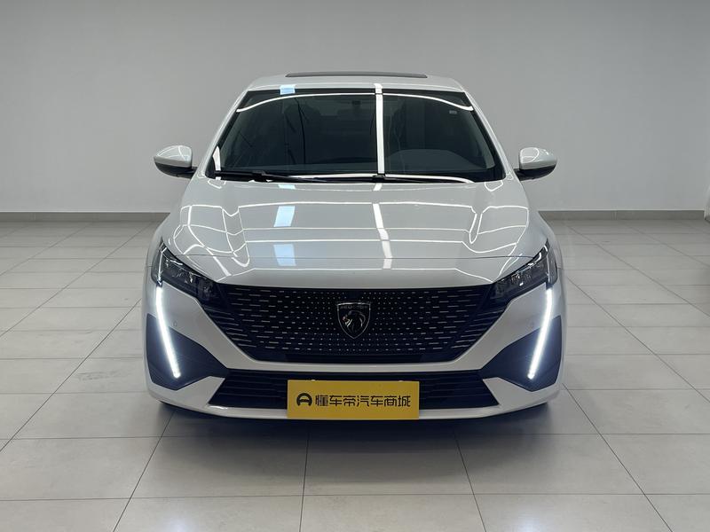 Peugeot 408 - фото 1